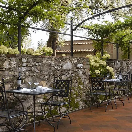 Hotel Torre A Cona Wine Estate