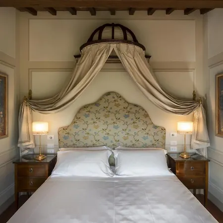 Torre A Cona Wine Estate Hotel 4*