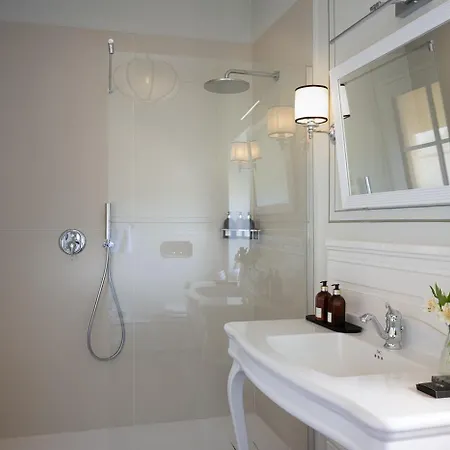 Torre A Cona Wine Estate