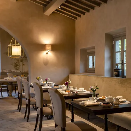 Torre A Cona Wine Estate Hotel 4*