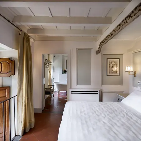 Torre A Cona Wine Estate Hotel 4*