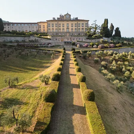 Torre A Cona Wine Estate Hotel 4*