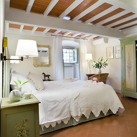 Torre A Cona Wine Estate San Donato in Collina