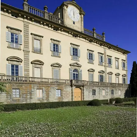 Torre A Cona Wine Estate