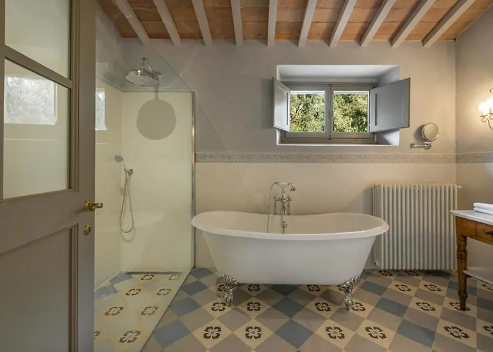 酒店 Torre A Cona Wine Estate 4*