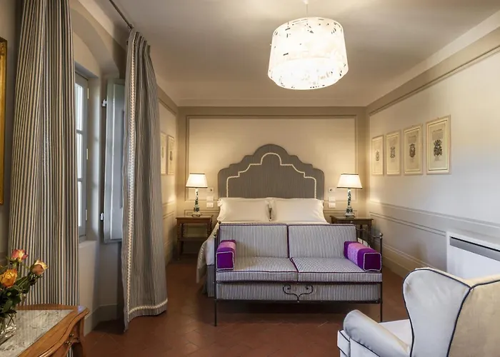 Torre A Cona Wine Estate 4* San Donato in Collina