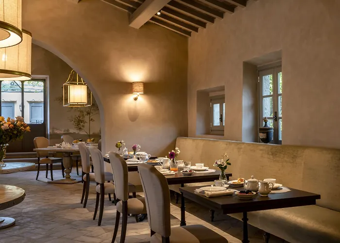 Torre A Cona Wine Estate 酒店 4*