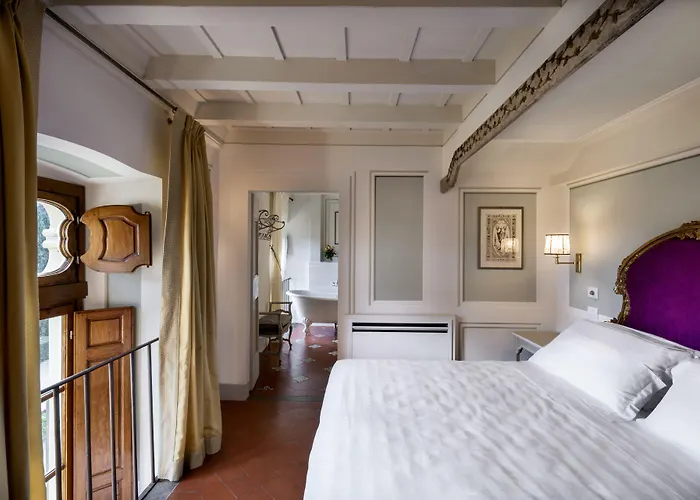 Torre A Cona Wine Estate 酒店 4*