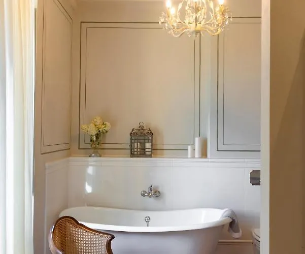 Torre A Cona Wine Estate San Donato in Collina